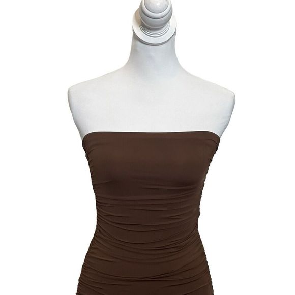 Welcome to my closet! - Picture 3 of 12